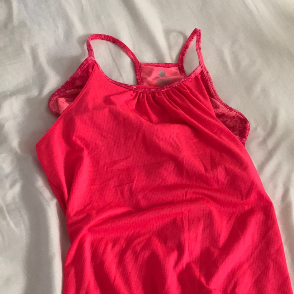 athletic top (connected sports bra)